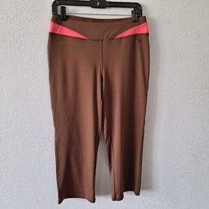 Bold Spirit Brown Capri Workout Pants